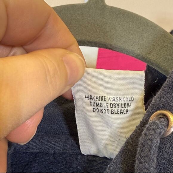 Mount Rushmore National Park Hoodie. Size Large. Good used condition! - Picture 4 of 5